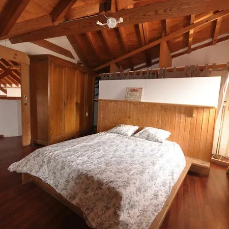 Holiday home Casa Rural Valle San Lorenzo Valle de San Lorenzo