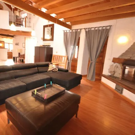 Casa Rural Valle San Lorenzo Holiday home