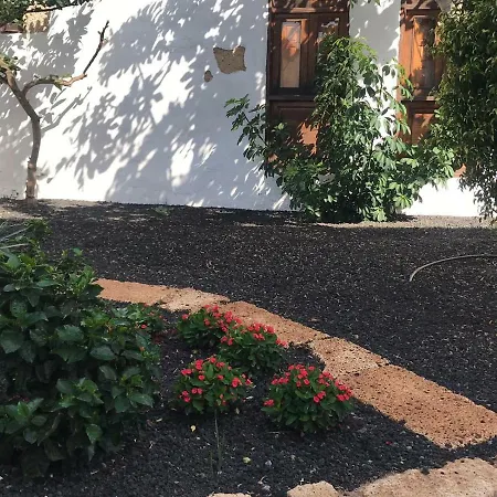 Casa Rural Valle San Lorenzo بيت للعطل Valle de San Lorenzo