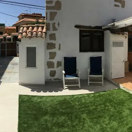 Casa Rural Valle San Lorenzo Tatil Evi Valle de San Lorenzo